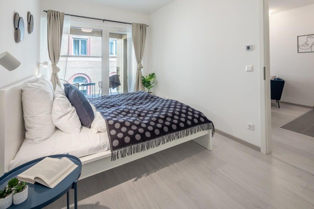 Modern Apt In Authentic Central Area Budapest Exterior photo